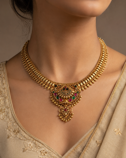 Classic Short Necklace