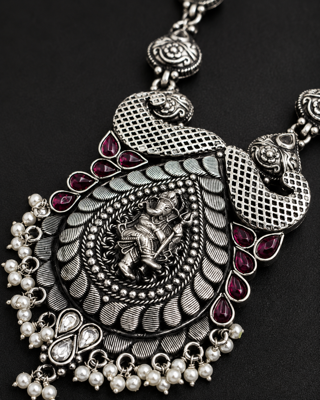 Regal Antique Silver Necklace