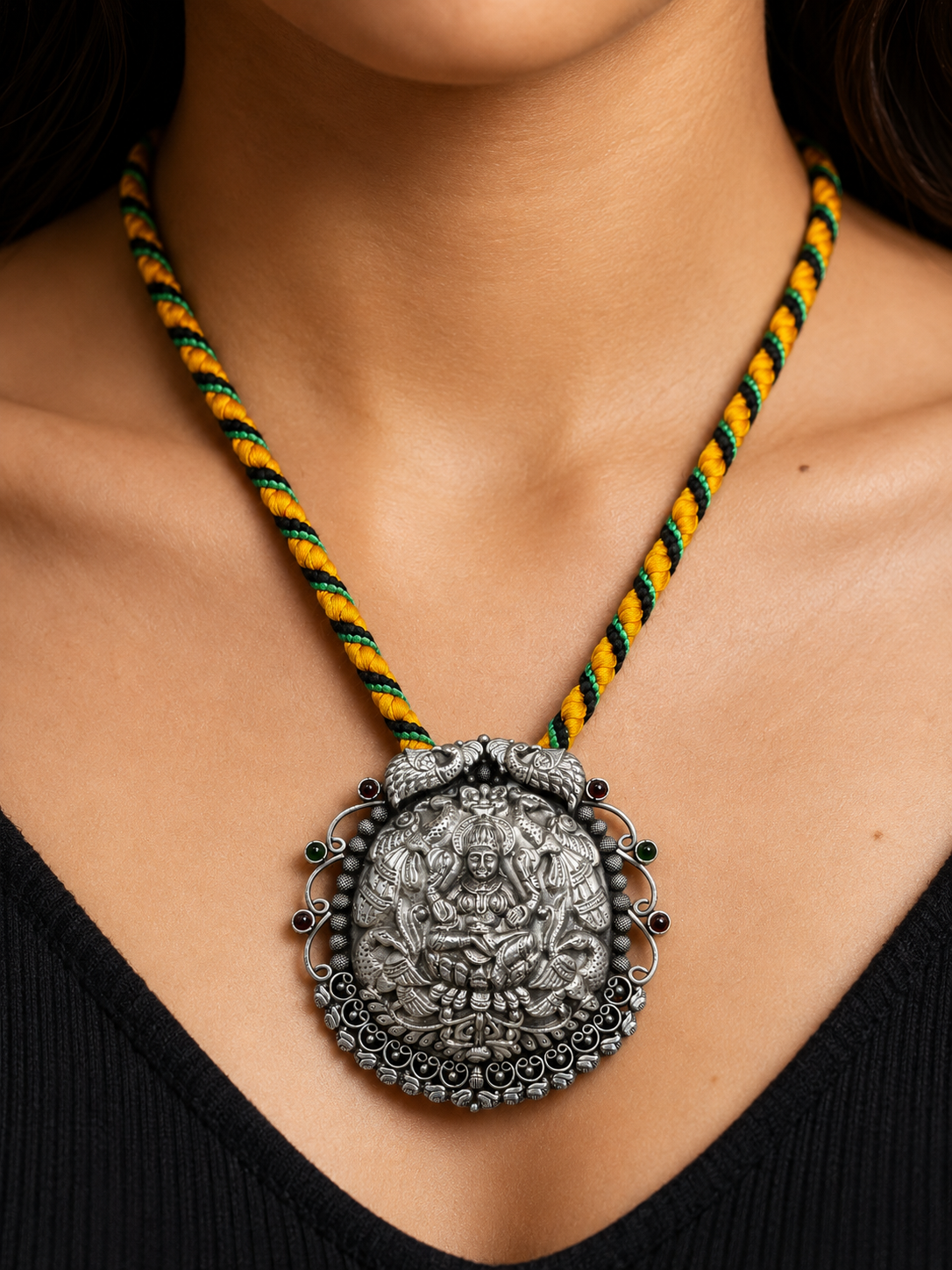 Classic Antique Silver Necklace