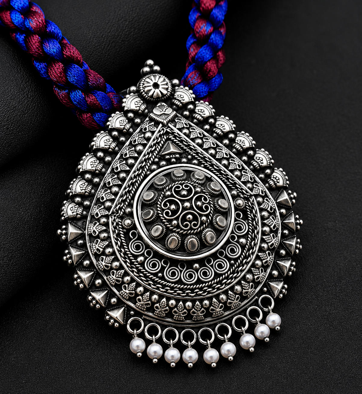 Heritage Antique Silver Short Necklace