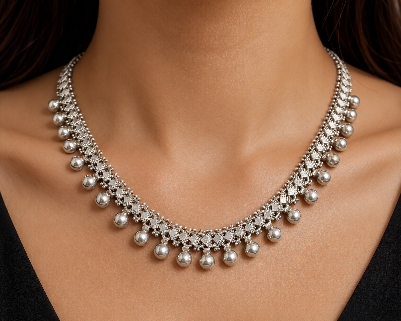 Statement Antique Silver Short Necklace