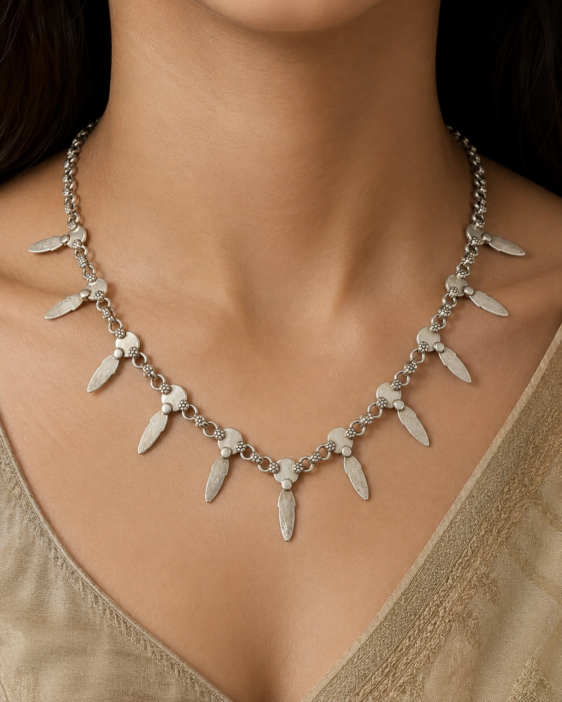 Elegant Antique Silver Necklace