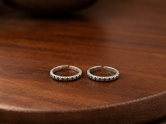 The Modern X Toe Ring