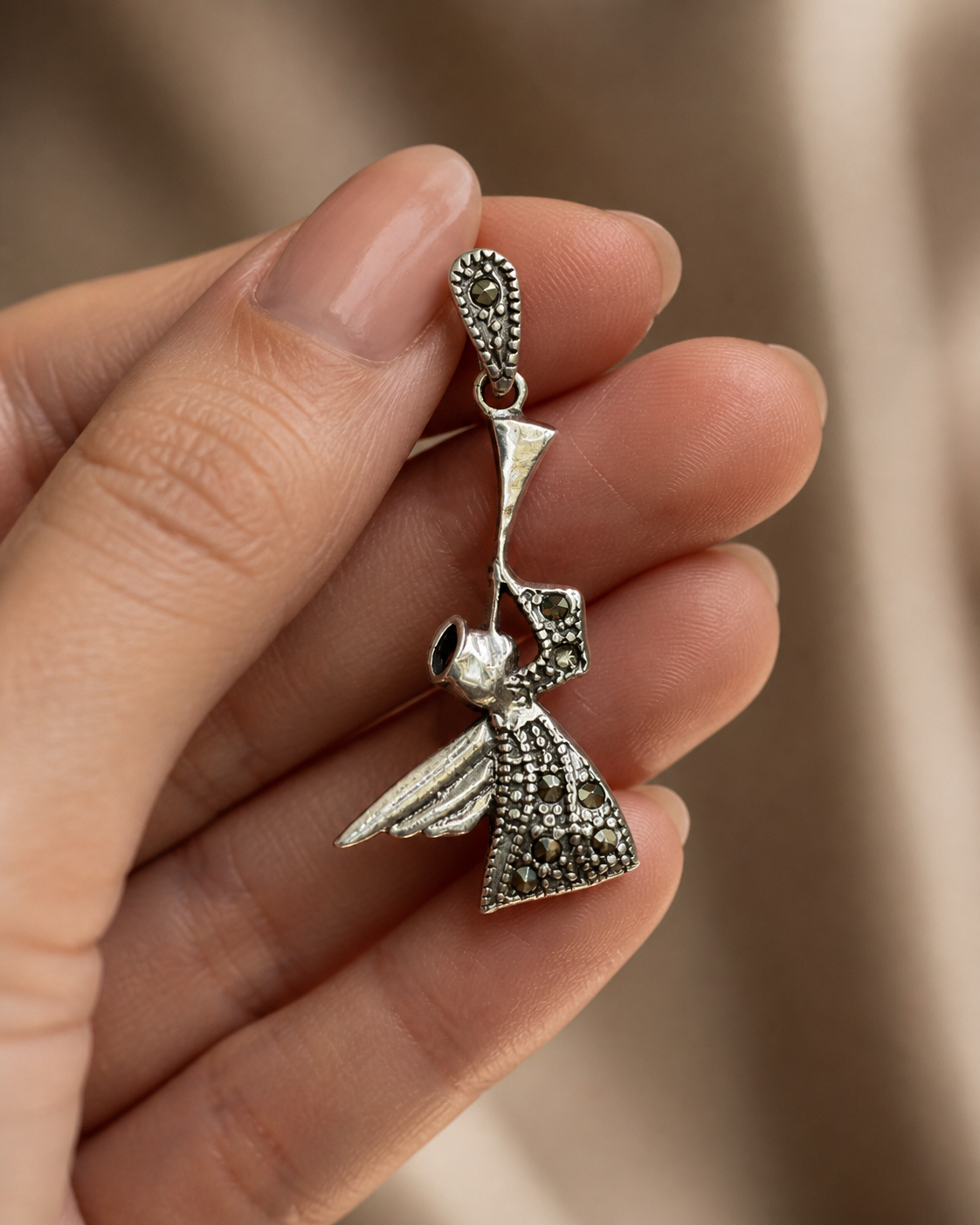 Edgy Marcasite Gun Design Set