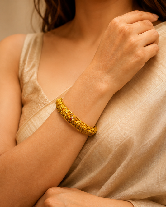 Gandaberunda Heritage Gold Bangle