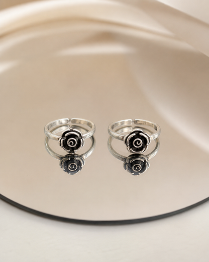 The Romantic Rose Toe Ring